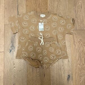 Forever French shirt and shorts set 2/3 NWT